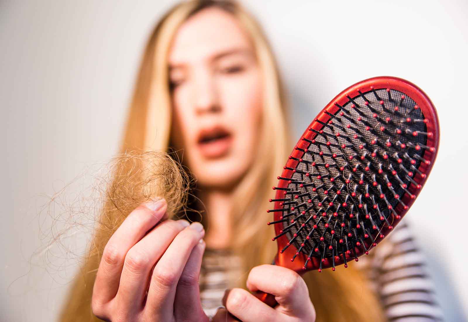 cómo evitar la caída del cabello en otoño